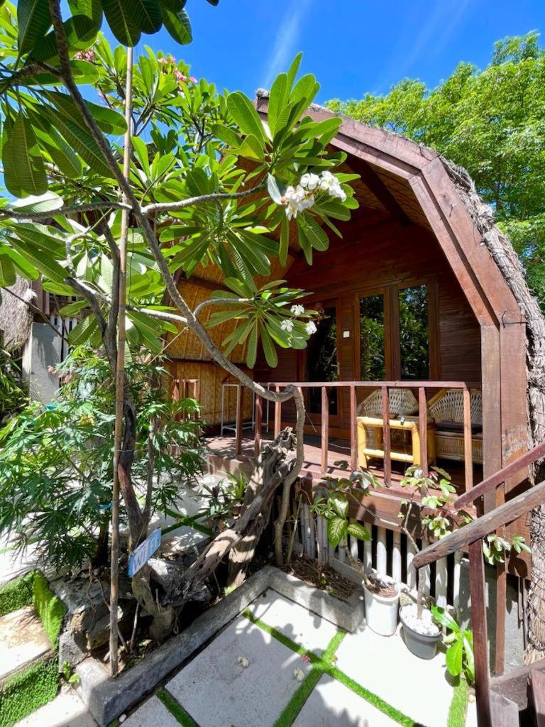 גילי טרוונגן The Golden Ave Bungalow מראה חיצוני תמונה
