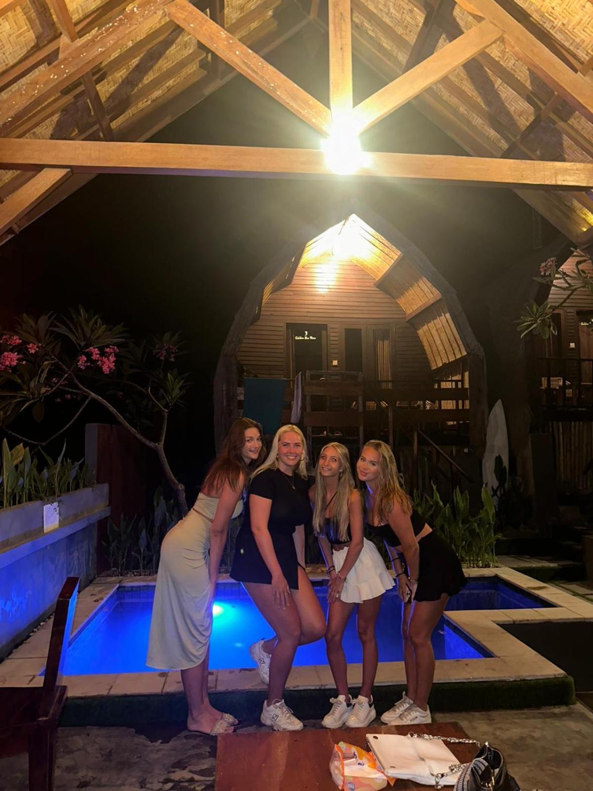 גילי טרוונגן The Golden Ave Bungalow מראה חיצוני תמונה